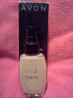 Тональный крем "Avon" Calming Effects Спокойное сияние фото