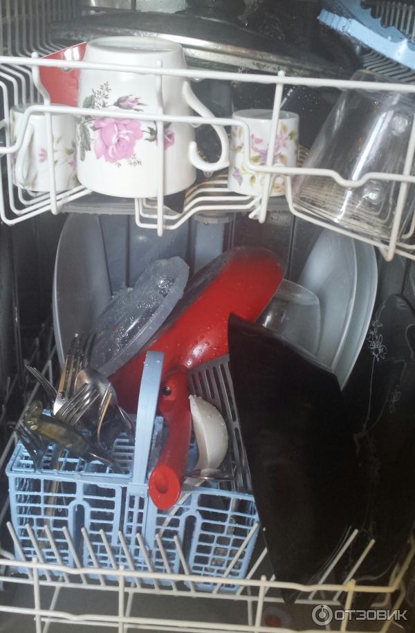 Встраиваемая Посудомоечная машина Indesit DIS 14 фото