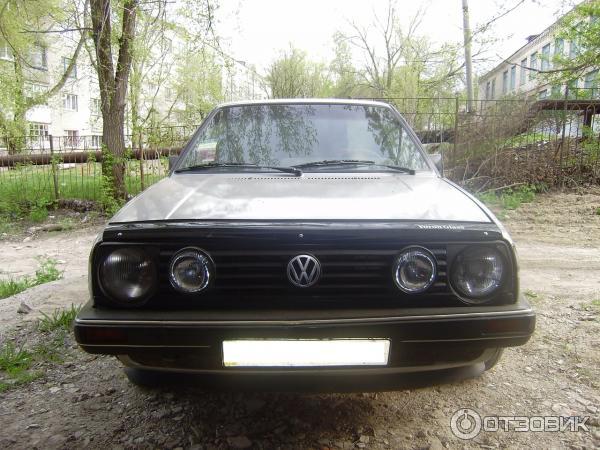 Автомобиль Volkswagen Golf 2 хэтчбек фото