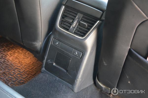 Skoda Octavia кузов A7 панели обшивки и панели приборов из трёх видов различного пластика