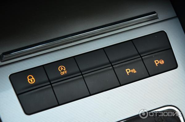 Skoda Octavia кузов A7 параллельная парковка