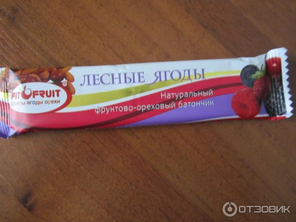Натуральный фруктово-ореховый батончик Fit Fruit Лесные ягоды фото