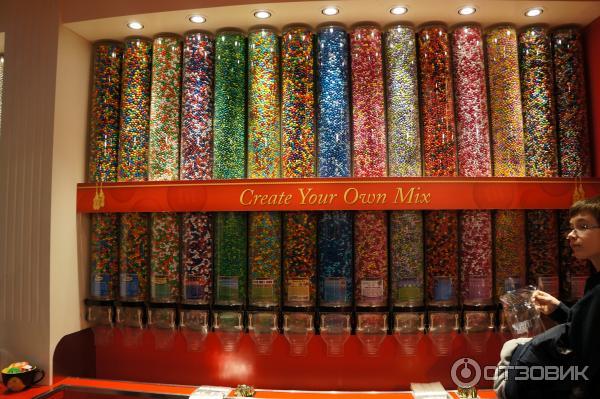 Магазин M&M's World (Великобритания, Лондон) фото