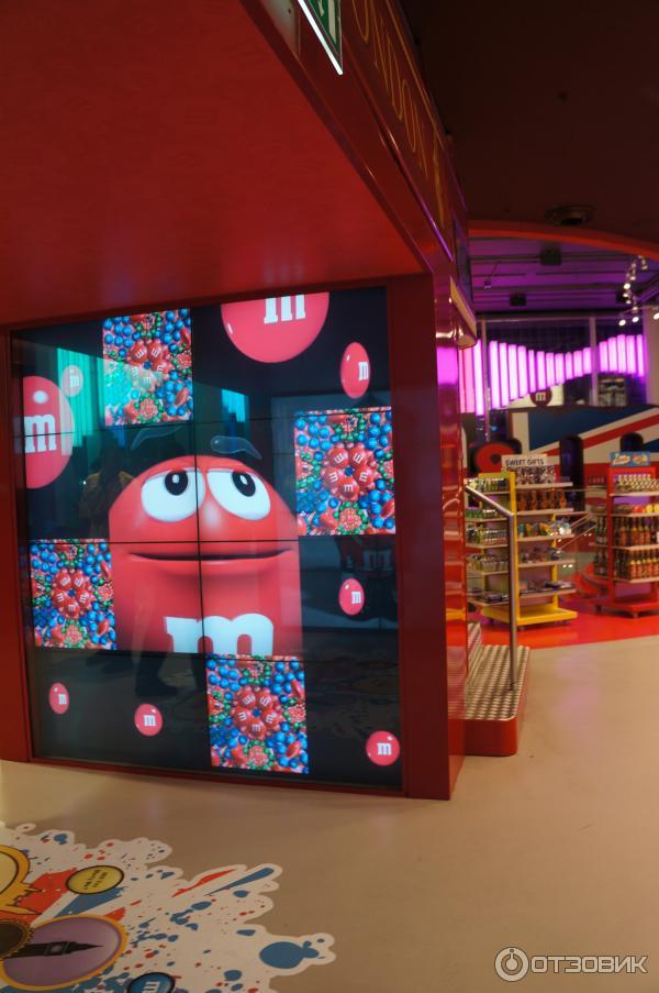 Магазин M&M's World (Великобритания, Лондон) фото