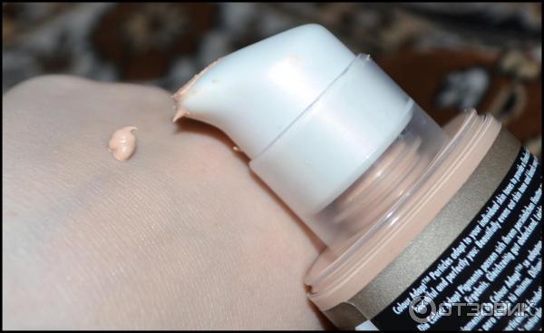 Тональный крем Max Factor Colour Adapt фото