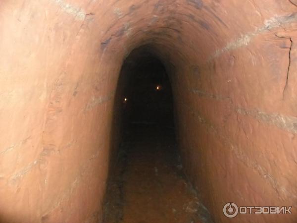 вход в пещеры