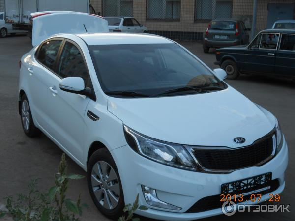 Автомобиль KIA RIO 3 седан фото