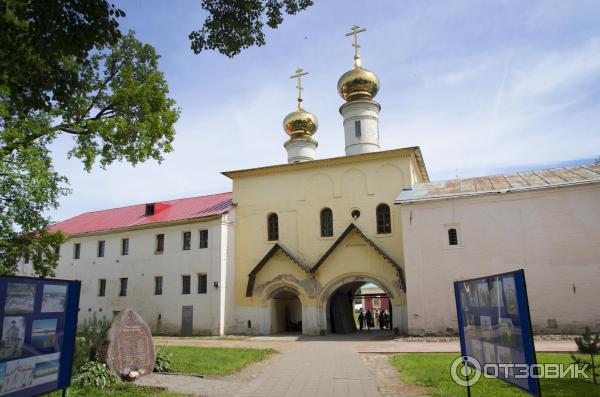 Тихвинский богородичный успенский мужской монастырь
