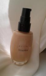 Тональный крем "Avon" Calming Effects Спокойное сияние фото