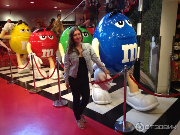 Магазин M&M's World (Великобритания, Лондон) фото