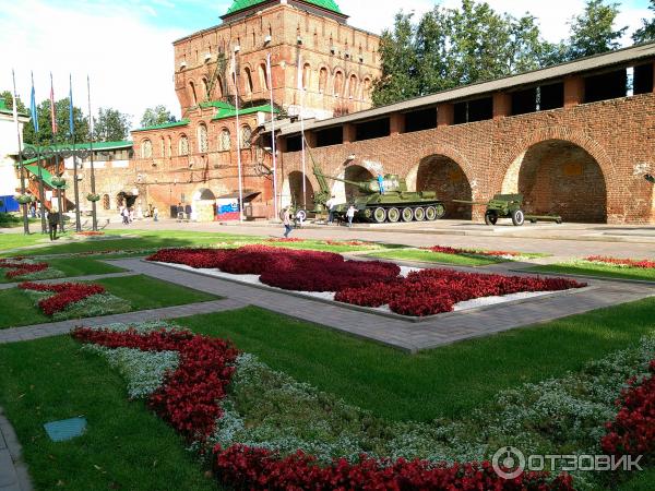 Выставка военной техники в Нижегородском Кремле фото