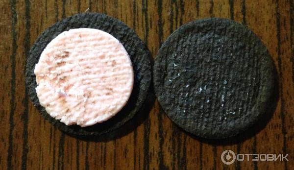 Печенье Oreo с клубничной начинкой фото