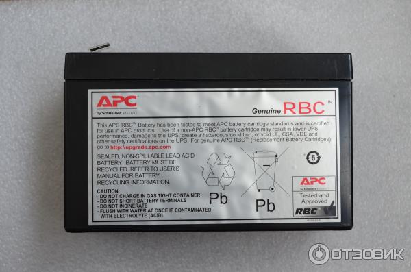 Источник бесперебойного питания APC Back-UPS CS 650 фото