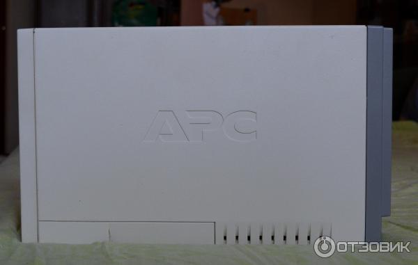 Источник бесперебойного питания APC Back-UPS CS 650 фото