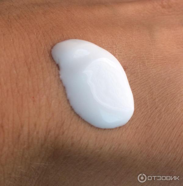 Мягкое очищающее молочко для снятия макияжа Avene Gentle Milk Cleanser фото