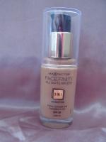 Тональный крем Max Factor Facefinity 3 in 1 фото