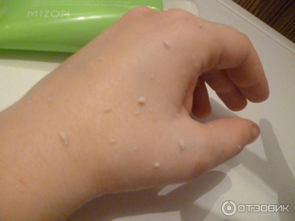 Пилинг-скатка Mizon Apple Smoothie Peeling Gel фото