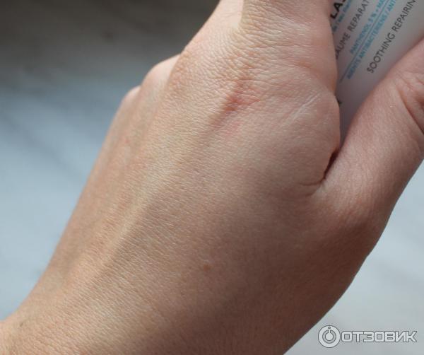 Мультивосстанавливающее средство для чувствительной и раздраженной кожи La Roche-Posay Cicaplast Baume B5 фото
