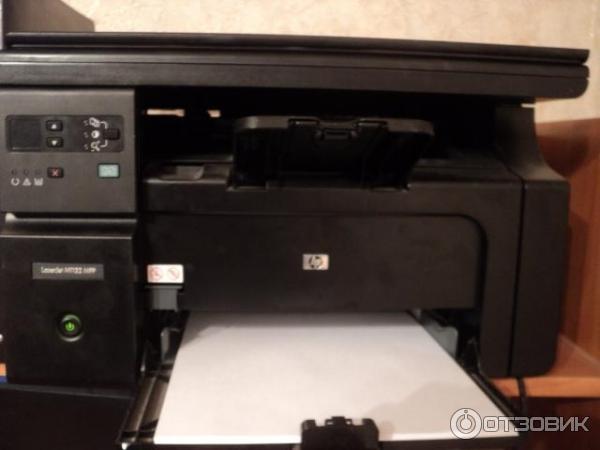 Лазерное МФУ HP LaserJet M1132 MFP фото