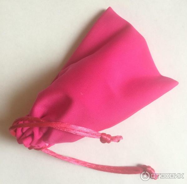 Менструальная чаша Menstrual Cup фото