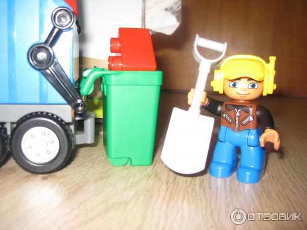 Конструктор Lego Duplo Мусоровоз фото