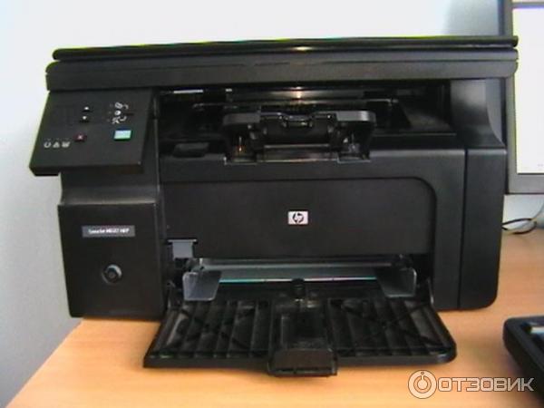 Лазерное МФУ HP LaserJet M1132 MFP фото