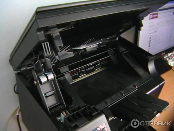 Лазерное МФУ HP LaserJet M1132 MFP фото