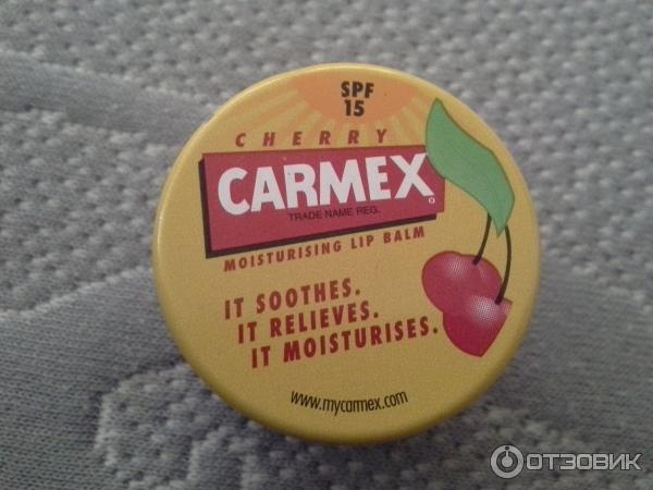 Бальзам для губ Carmex Cherry Moisturising Lip Balm фото