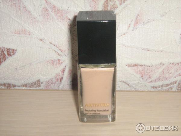 Тональный крем Amway Artlstry Balancing Foundation SPF 20 фото