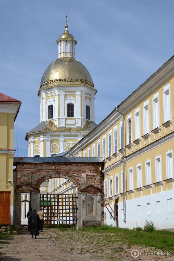 в монастыре