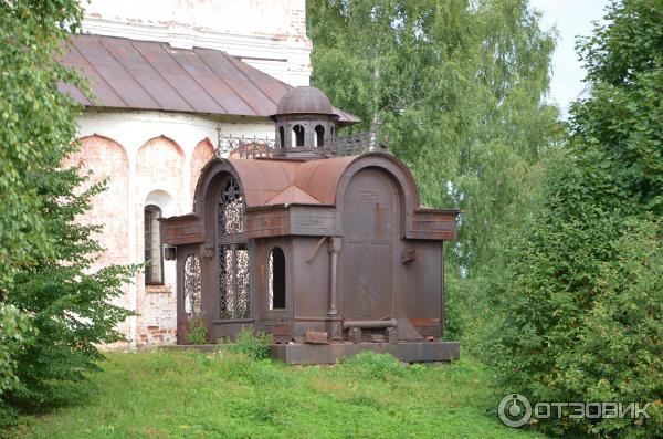 Железная часовня около церкви Иоанна Предтечи