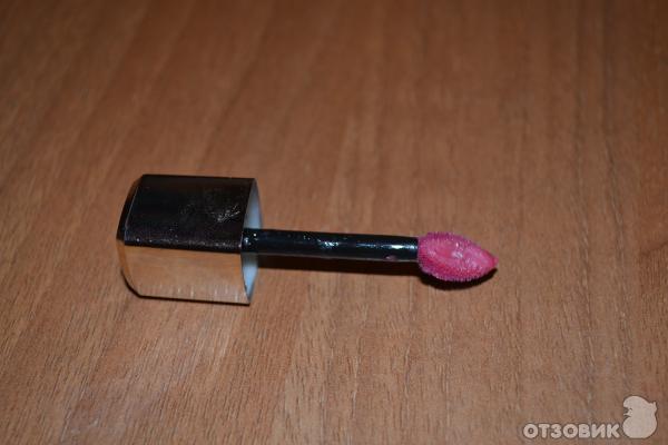 Блеск для губ L'Oreal Colour Riche Caresse Wet Shine Stain фото