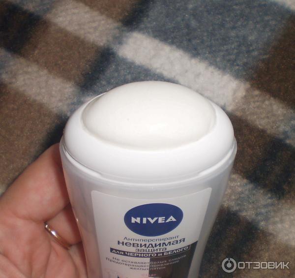 Антиперспирант Nivea Невидимая защита. Для черного и белого стик фото