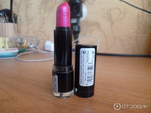 Губная помада Catrice Ultimate Color Lipstic фото