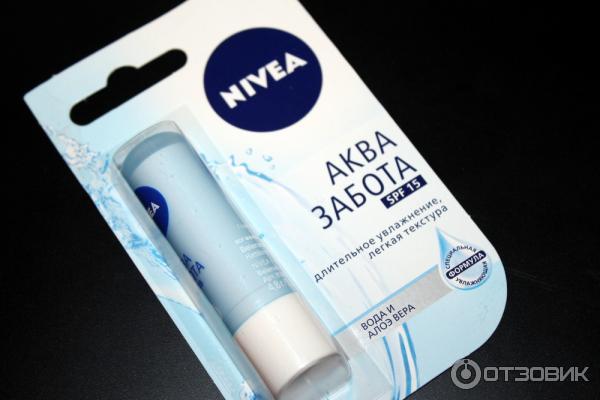 Бальзам для губ Nivea Аква Забота фото