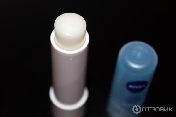 Бальзам для губ Nivea Аква Забота фото