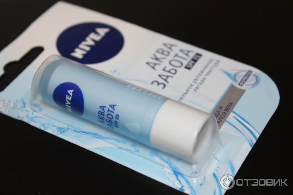 Бальзам для губ Nivea Аква Забота фото