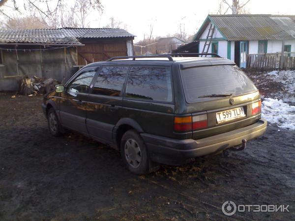 Автомобиль Volkswagen Passat b3 универсал фото