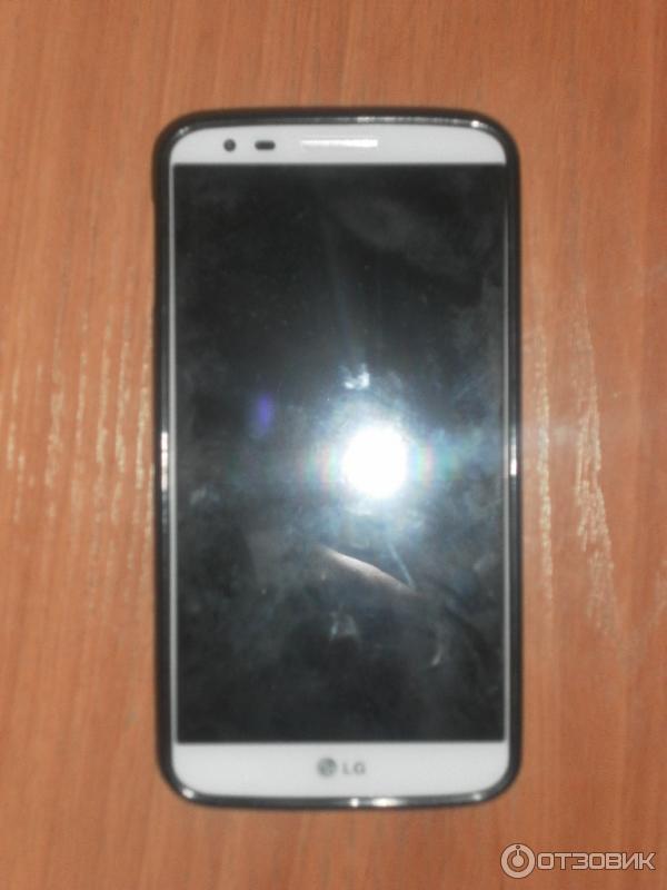 Смартфон LG G2