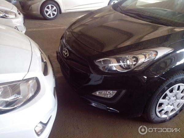 Автомобиль Hyundai i30 5-дверный хетчбэк фото