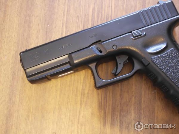 Страйкбольный пистолет ARMY Glock 17 фото