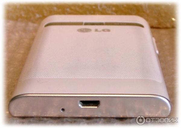 Нижняя часть телефона LG Optimus L3 E400