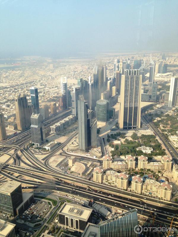 Небоскреб Burj Khalifa (ОАЭ, Дубаи) фото