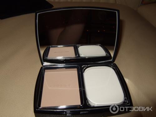 Пудра Chanel Vitalumiere Compact Douceur фото