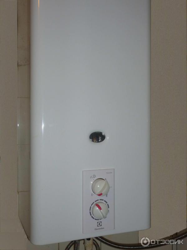 Gwh 350 rn. Газовая колонка Электролюкс gwh350rn. Electrolux GWH 350 RN. Газовая колонка Electrolux GWH 350. Газовая колонка Electrolux 350 RN.
