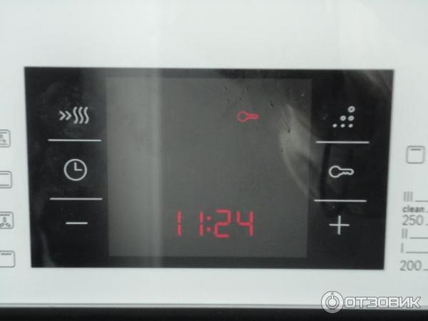 Safe на духовке bosch. Духовой шкаф бош hbg43t420. Духовка бош сенсорная панель. Значок выключения духовки бош Bosch. Панель значков на панели духовки бош Bosch.