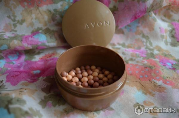Avon glow. Румяна-шарики. Румяна в шариках в железной баночке. Румяна эйвон в шариках в чёрной банке.