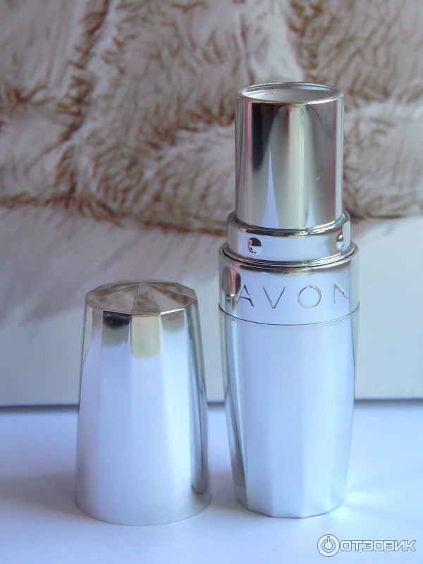 Губная помада Avon Абсолютный поцелуй фото