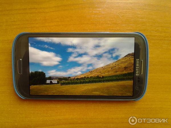 телефон Samsung GALAXY S III