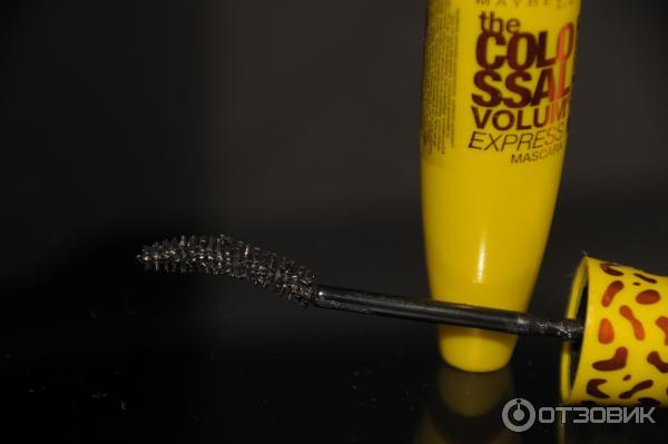 Тушь для ресниц Maybelline Colossal Volum' Express Cat Eyes фото